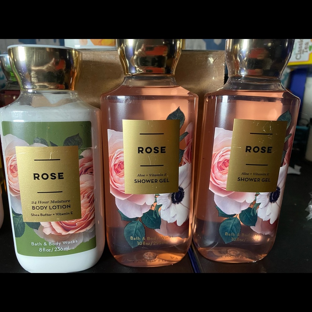 BBW body lotion and shower gel